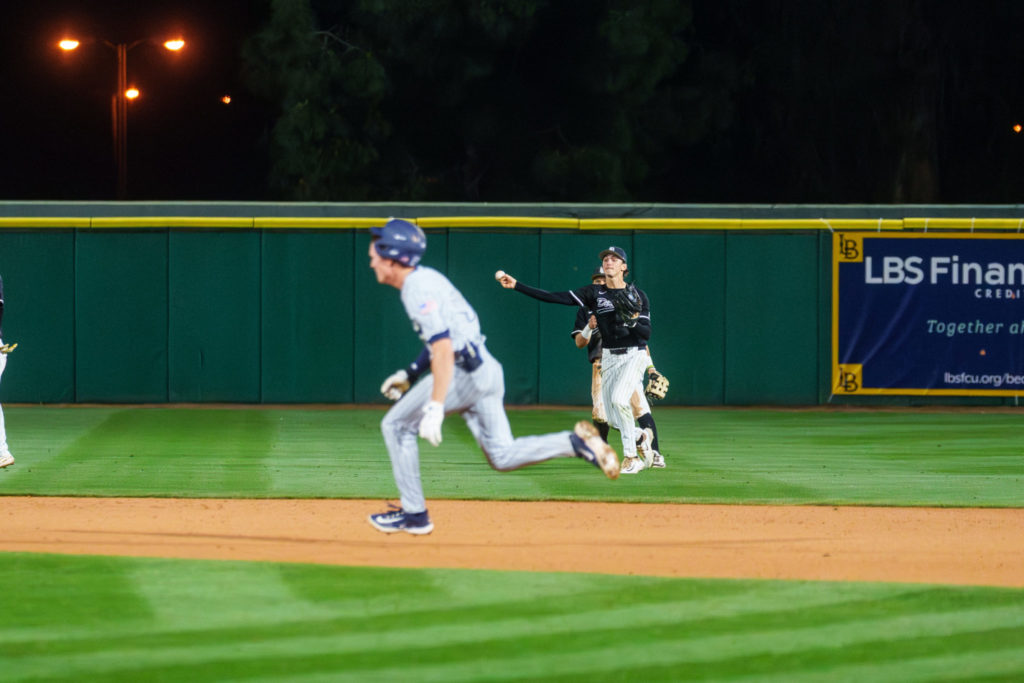 LBSUvsBYUBASEBALL 1