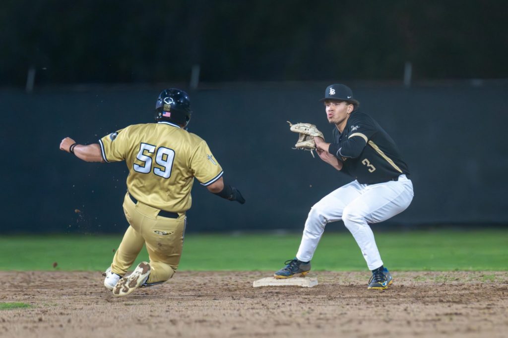 Allin.press 21 Copy Copy