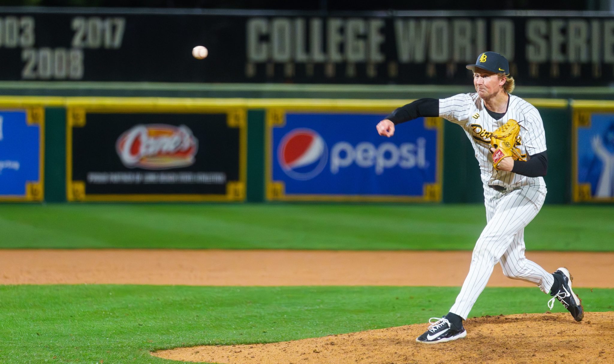 College Baseball: Big Innings Doom Dirtbags In Lopsided Loss To