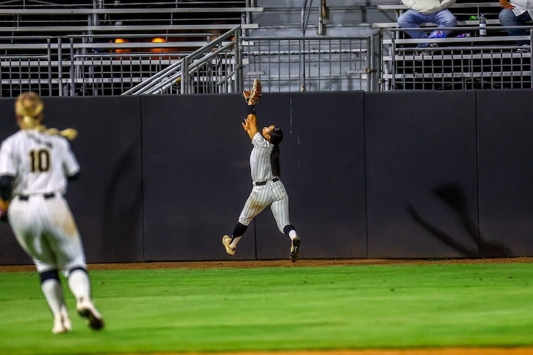 2026 04 03 562 Softball LBSUvsUCDavis