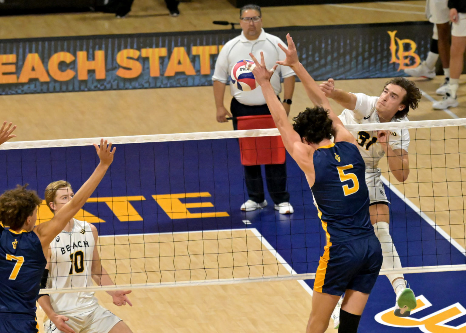 PHOTOS: No. 3 Long Beach State vs. No. 5 UC Irvine, Men’s Volleyball ...