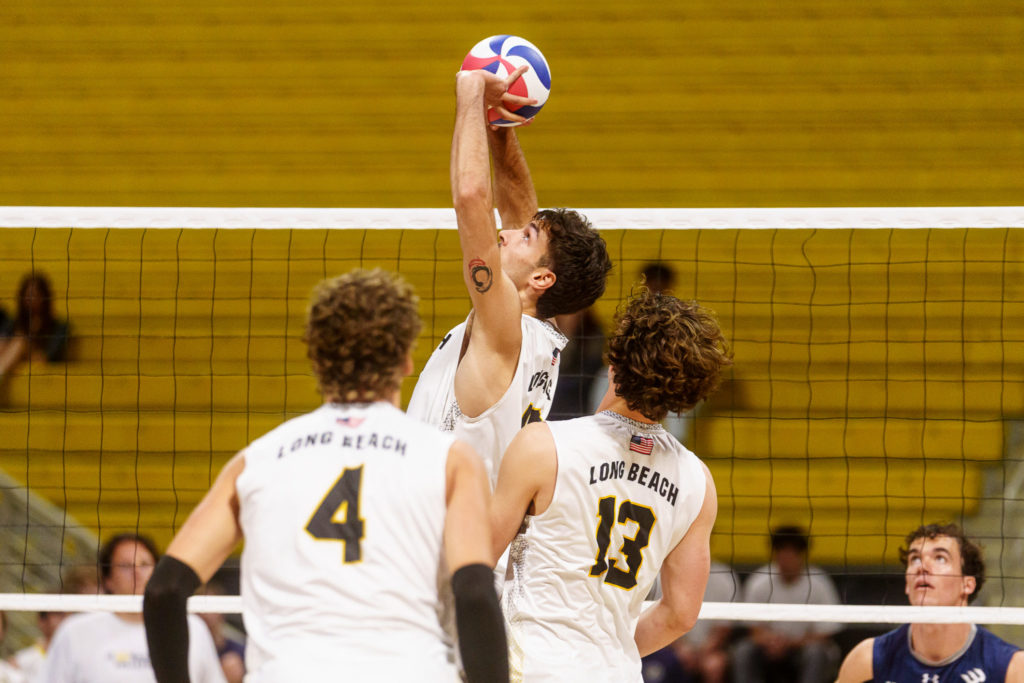 LBSU vs UCSD MVB 1