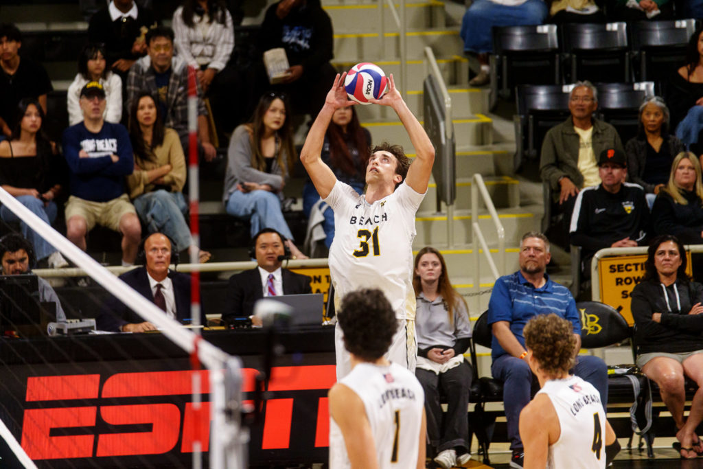 LBSU vs UCSD MVB 1