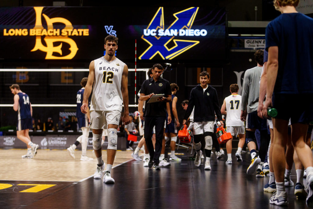 LBSU vs UCSD MVB 1