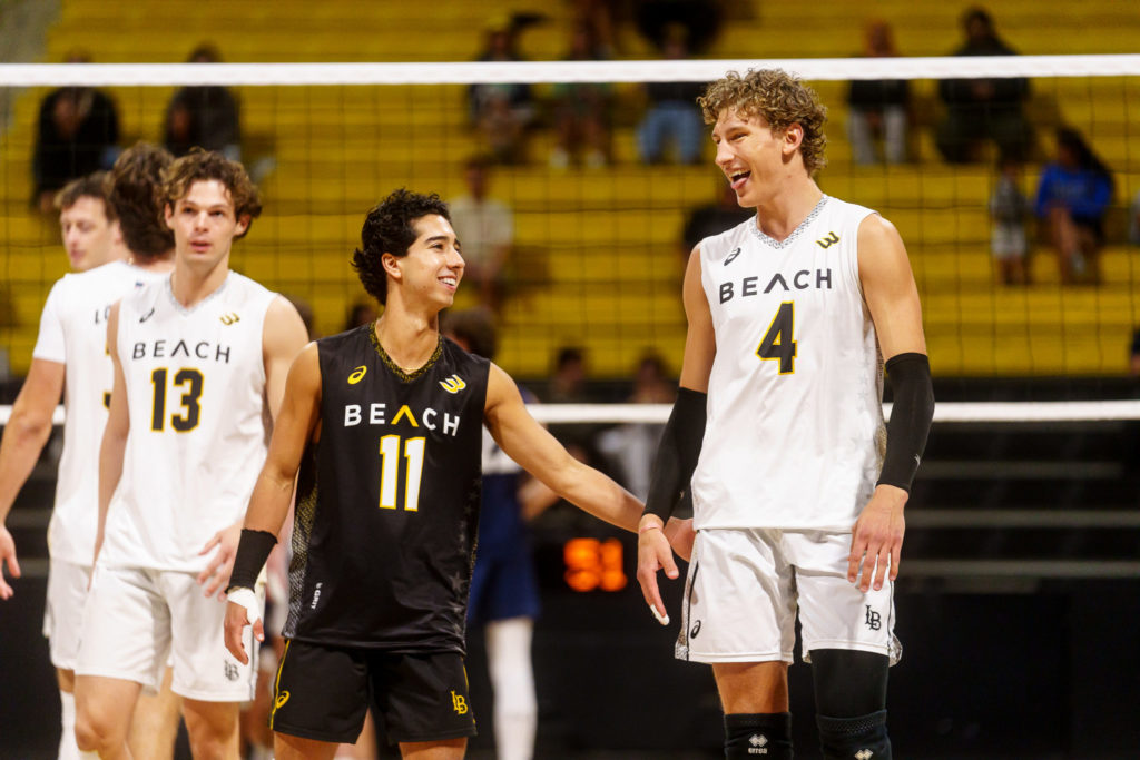 LBSU vs UCSD MVB 1