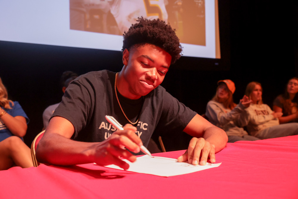 2026 05 18 562 WilsonSigningDay