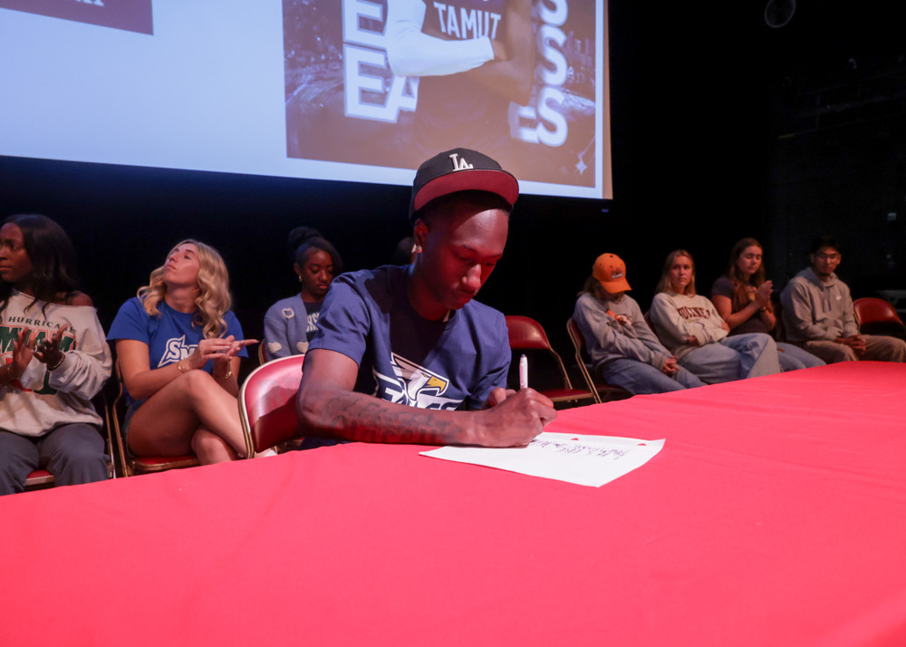 2026 05 18 562 WilsonSigningDay