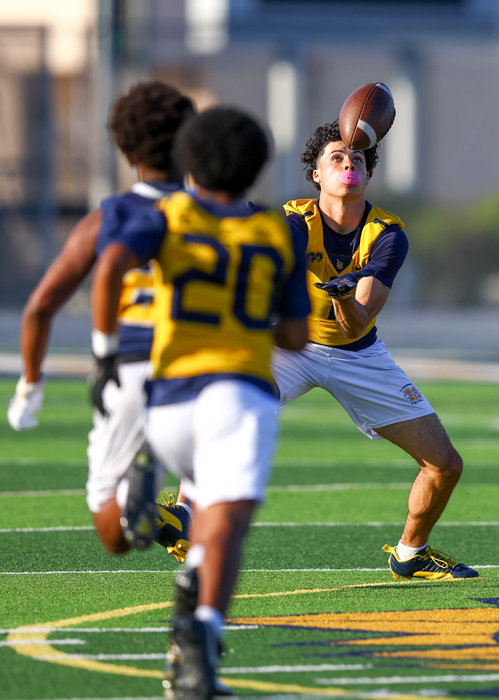 2026 05 20 562 Football MillikanBluevGold