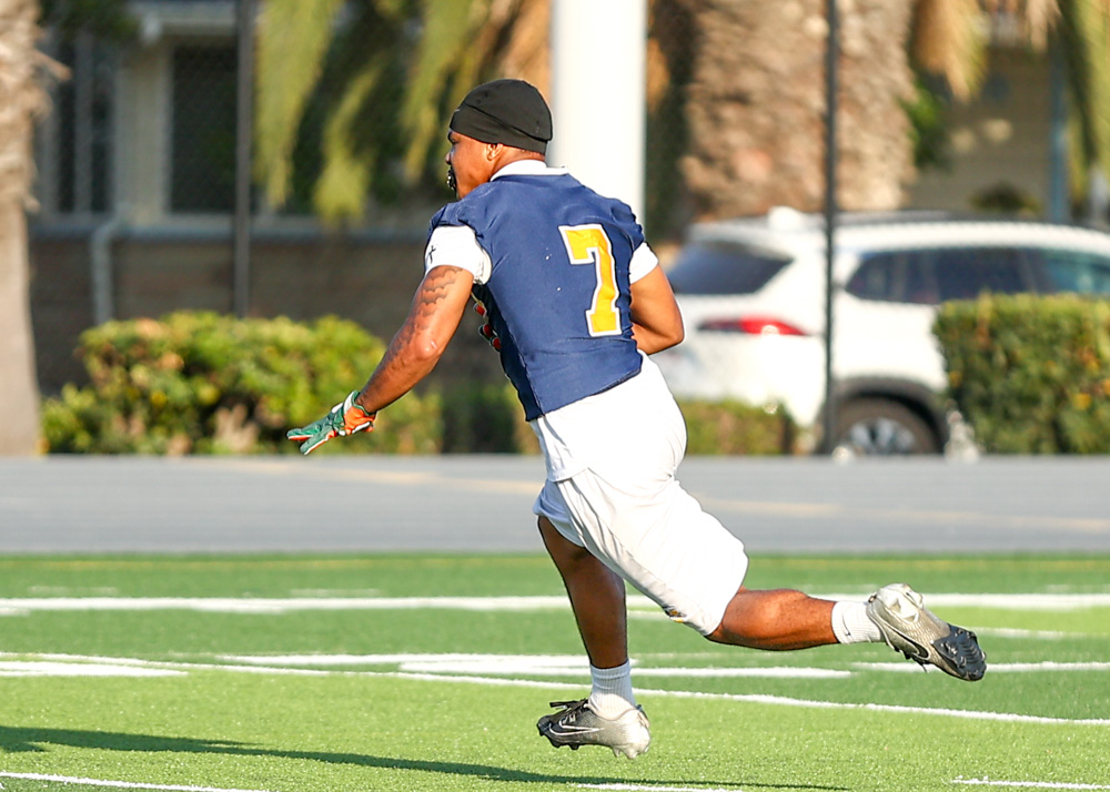2026 05 20 562 Football MillikanBluevGold