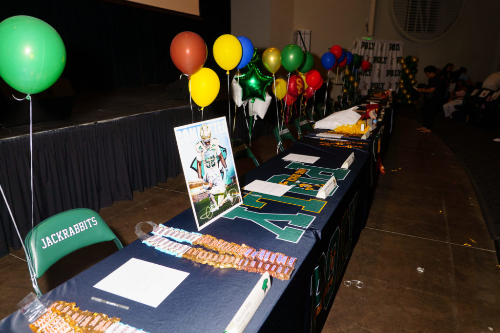 LBPOLYSIGNINGDAY 1