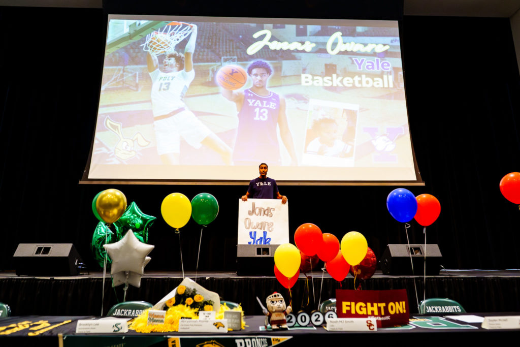 LBPOLYSIGNINGDAY 1