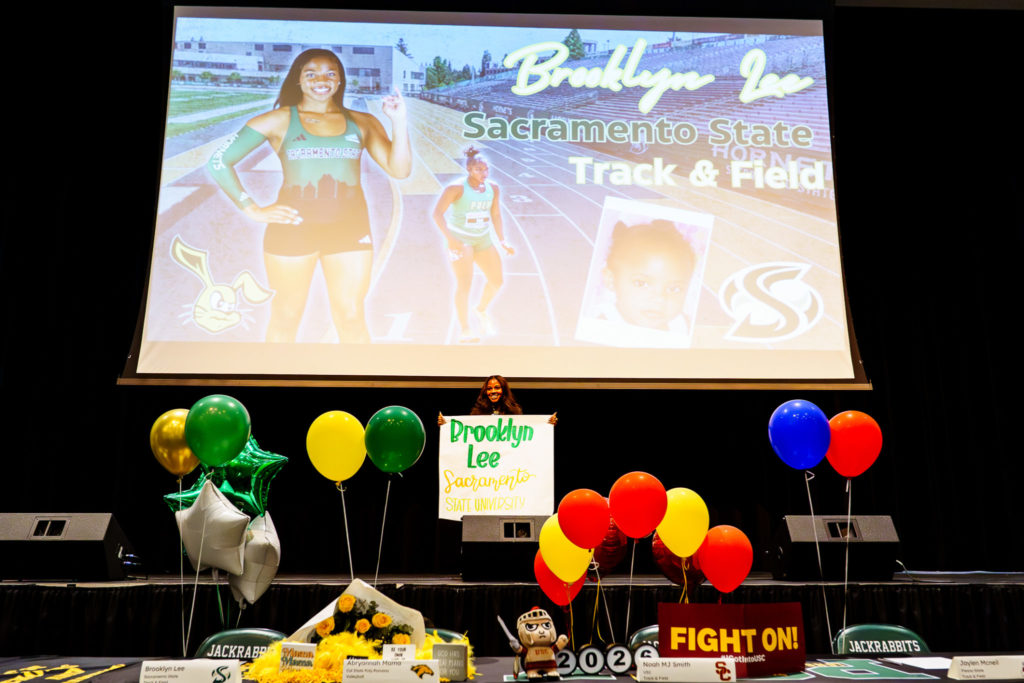 LBPOLYSIGNINGDAY 1