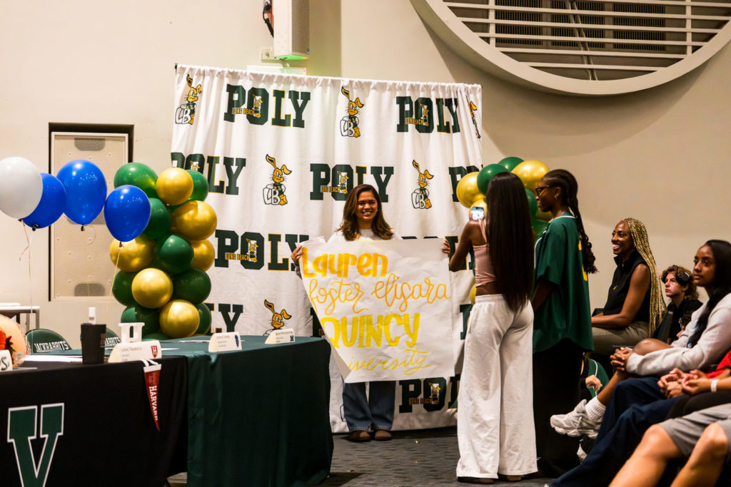 LBPOLYSIGNINGDAY 1