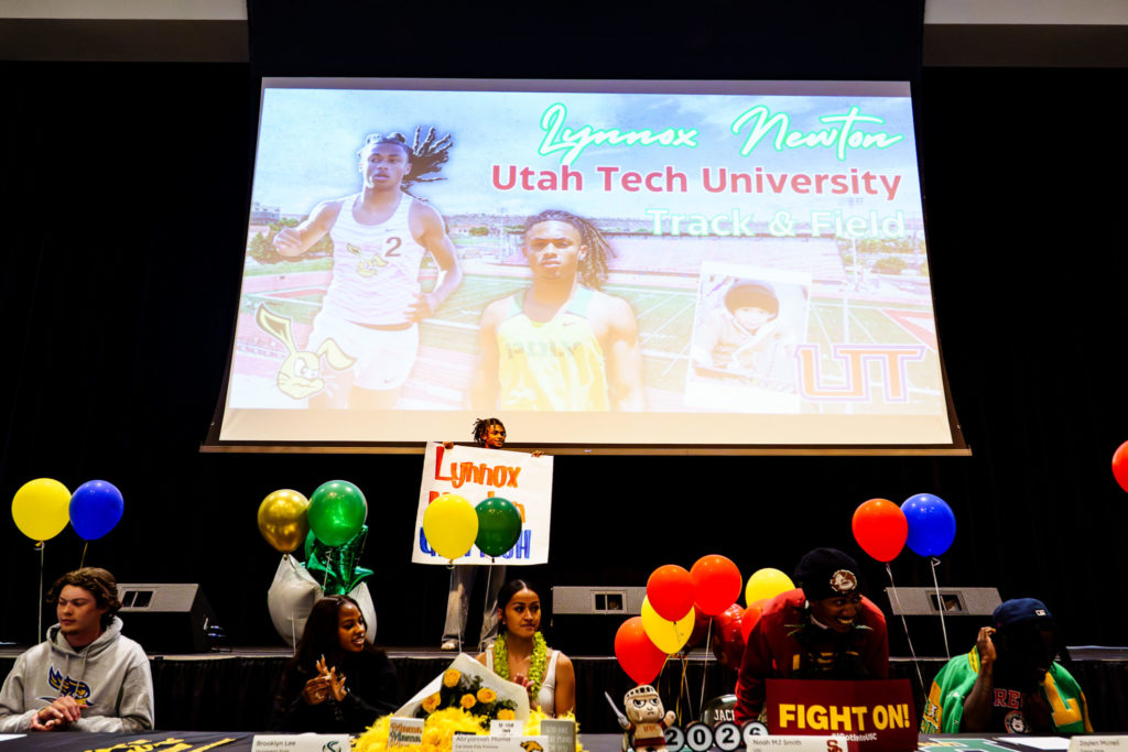 LBPOLYSIGNINGDAY 1