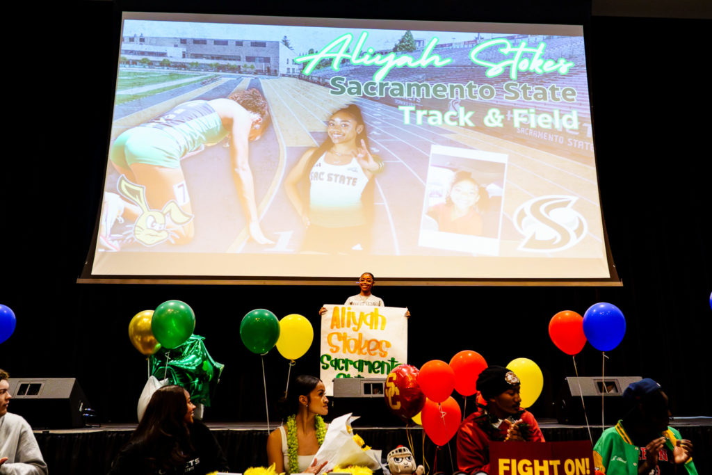 LBPOLYSIGNINGDAY 1