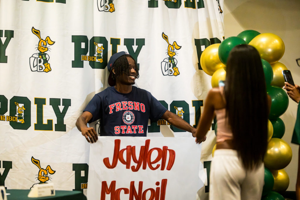 LBPOLYSIGNINGDAY 1