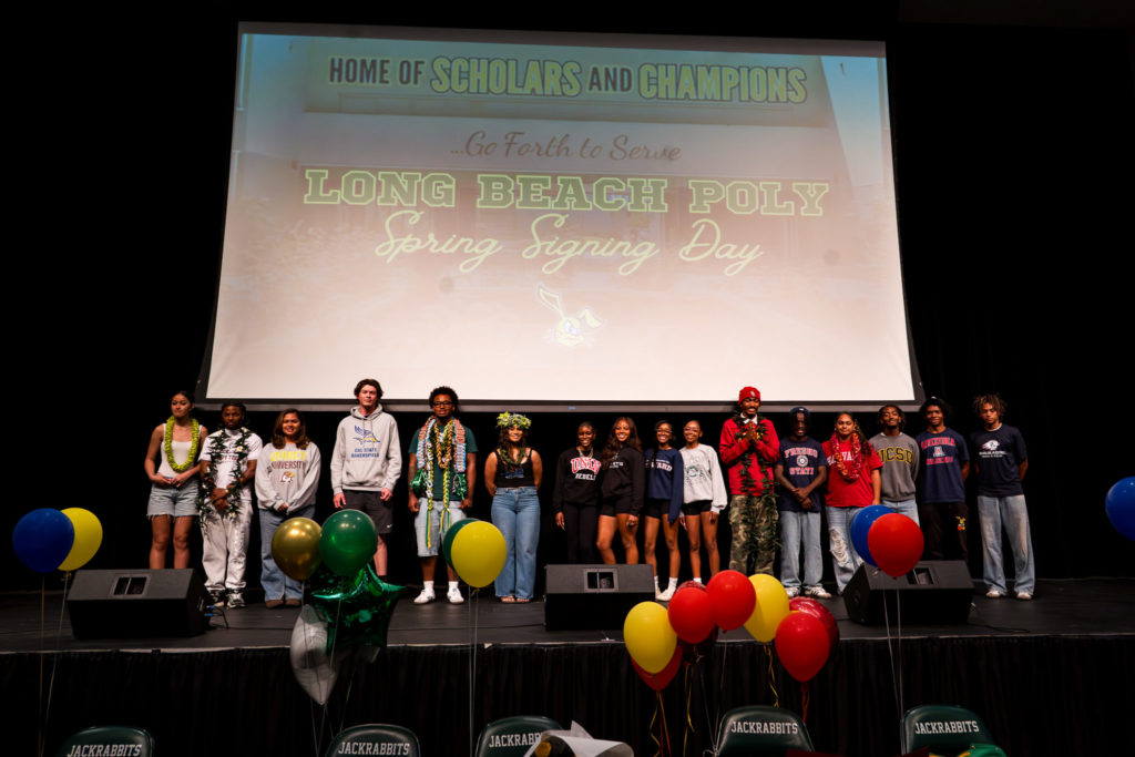 LBPOLYSIGNINGDAY 1