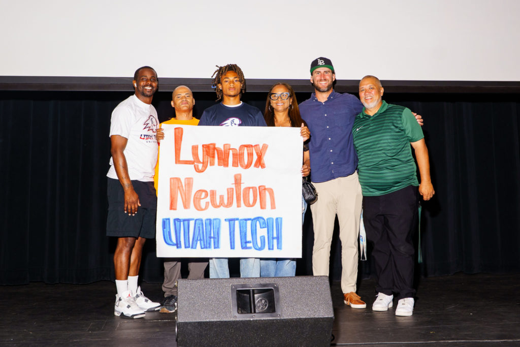 LBPOLYSIGNINGDAY 1