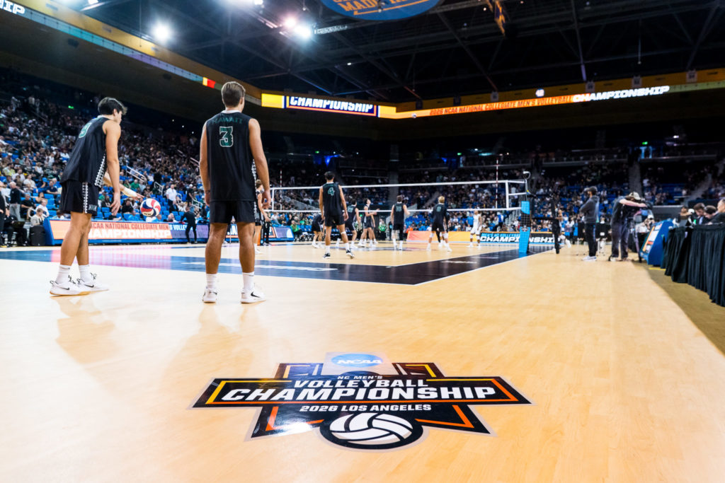 LBSUVSHAWAIISEMIFINALNCAA
