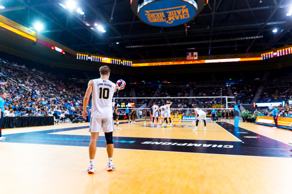 LBSUVSHAWAIISEMIFINALNCAA 1