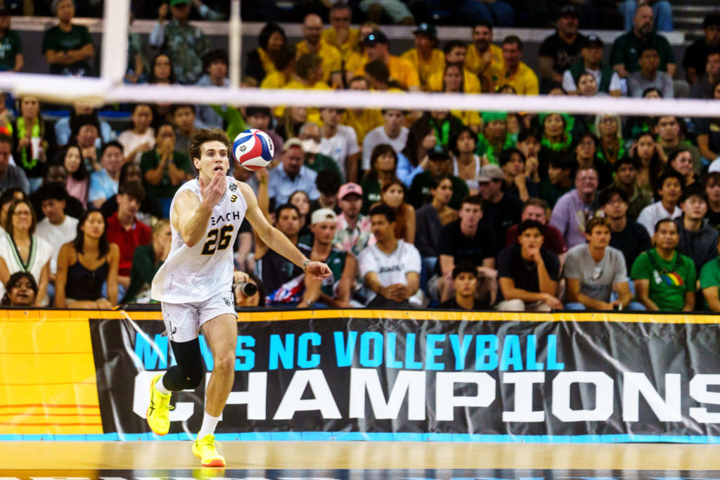 LBSUVSHAWAIISEMIFINALNCAA 1