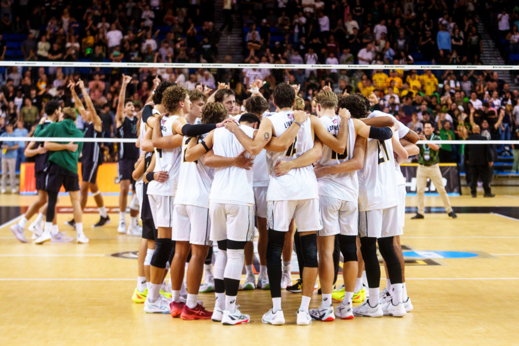 LBSUVSHAWAIISEMIFINALNCAA 1