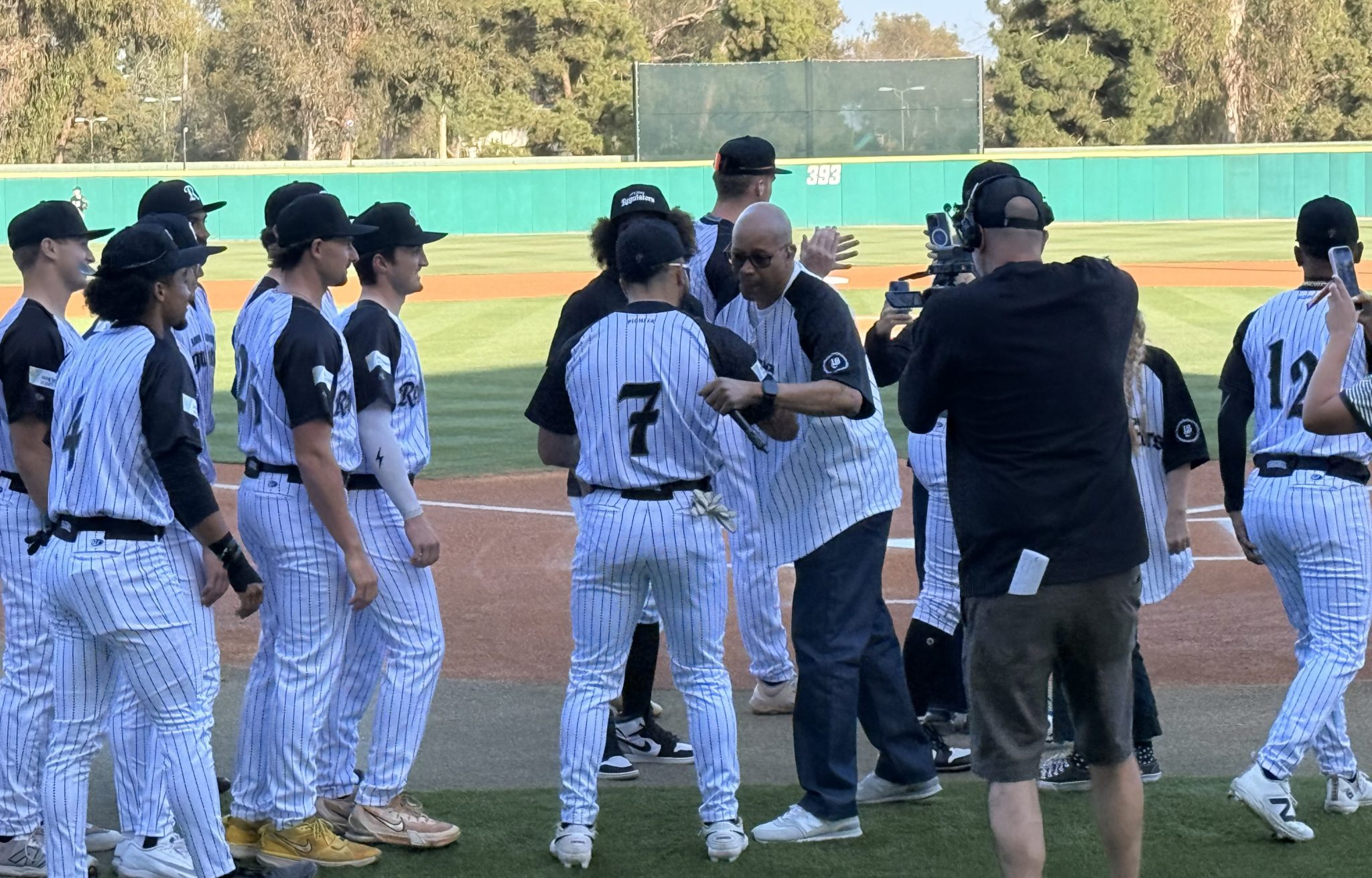 Long Beach Regulators Win Inaugural Home Game, Warren G Throws Ceremonial First Pitch