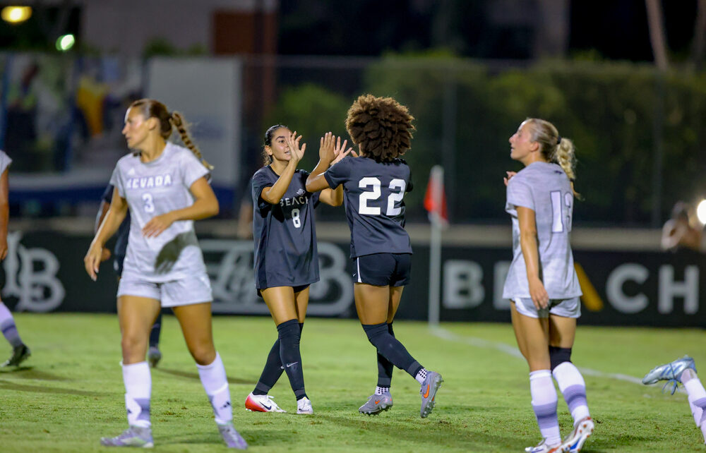 2025 09 04 562 WSOC LBSUvsNevada