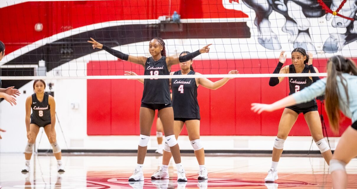 Lakewood Girls VB Play offs