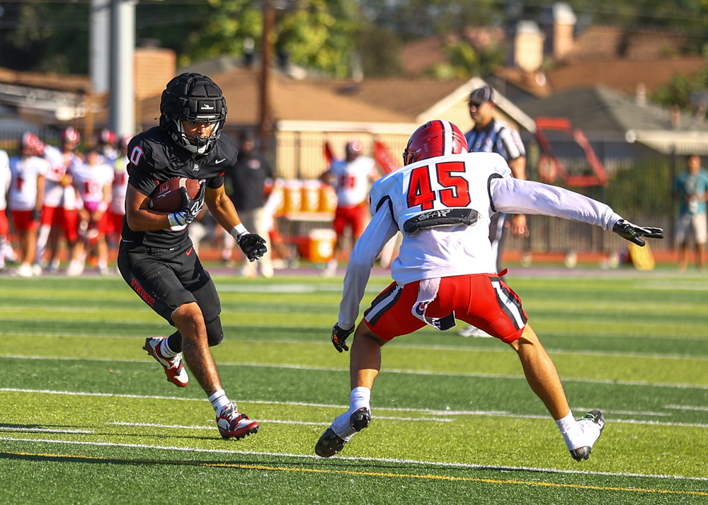 2026 09 19 562 JUCOFB LBCCvsSBCC