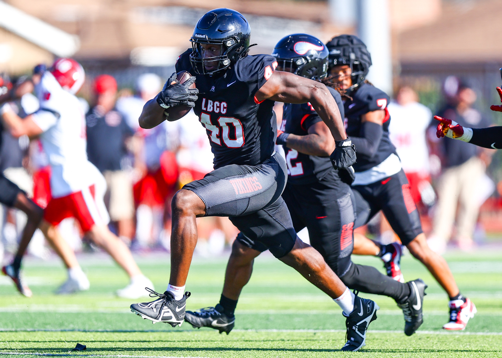 2026 09 19 562 JUCOFB LBCCvsSBCC