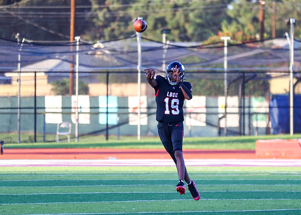 2026 09 19 562 JUCOFB LBCCvsSBCC