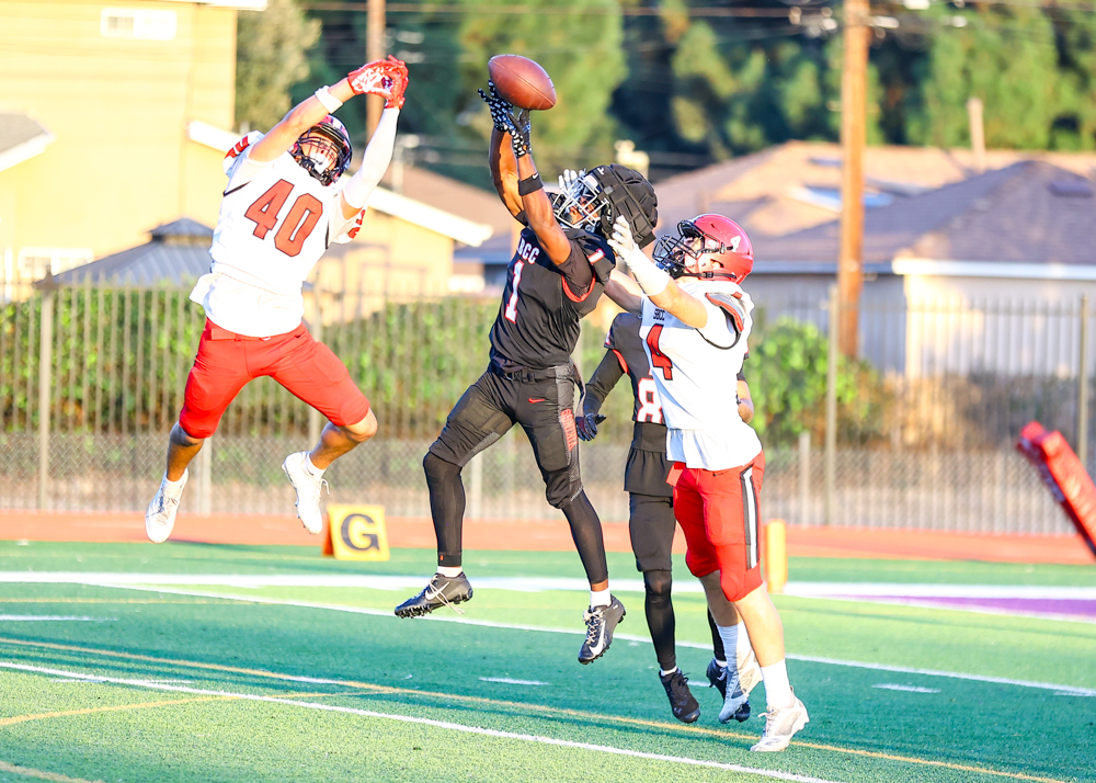 2026 09 19 562 JUCOFB LBCCvsSBCC