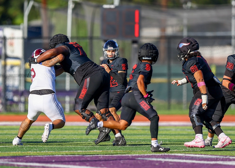 2026 10 24 562 JUCOFB LBCCvsMtSac 006.jpg compressed
