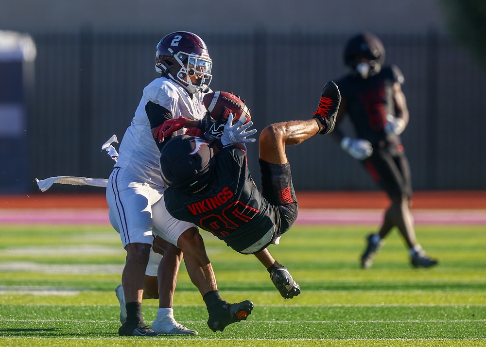 2026 10 24 562 JUCOFB LBCCvsMtSac 017.jpg compressed