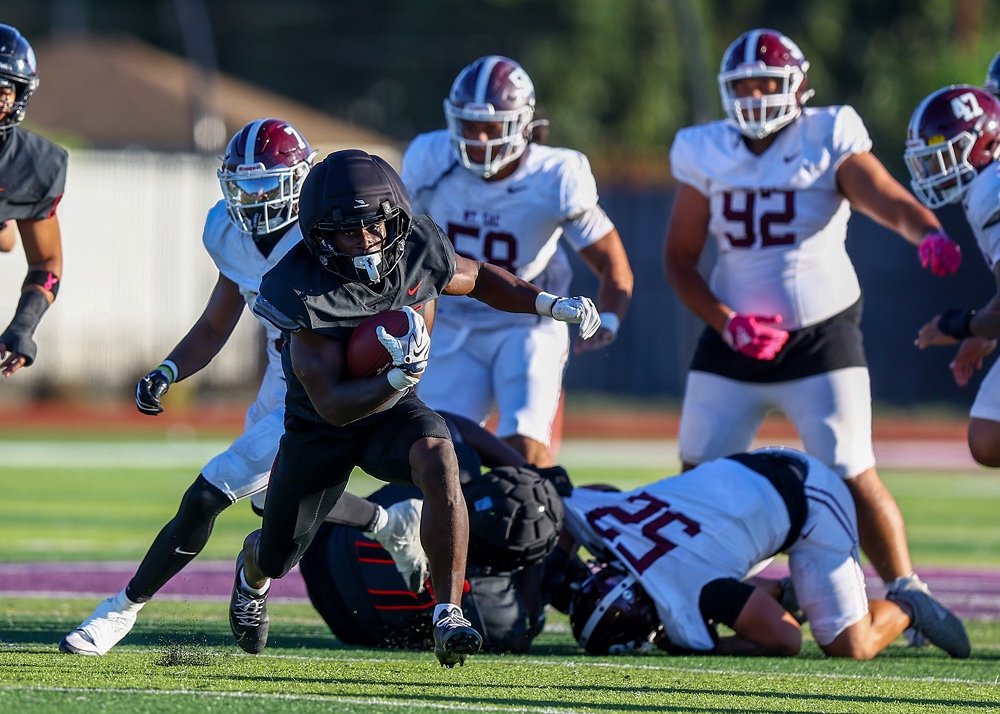 2026 10 24 562 JUCOFB LBCCvsMtSac 019.jpg compressed