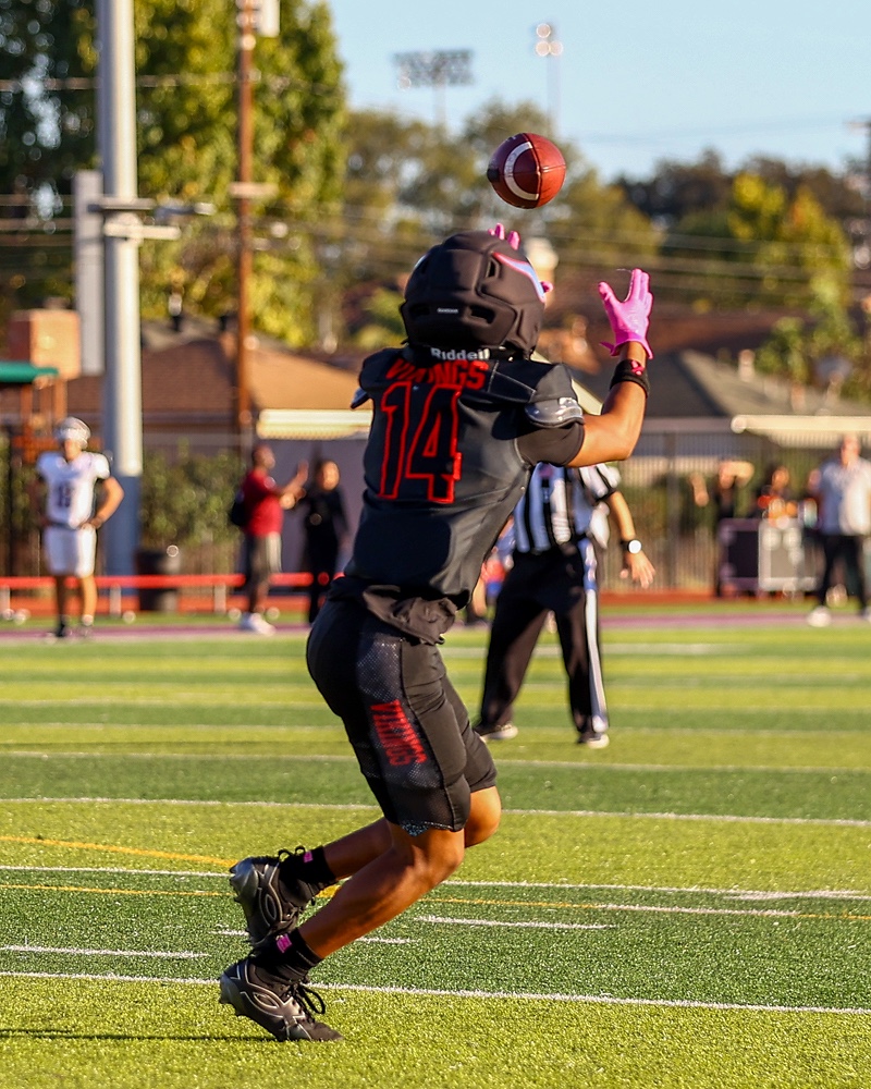 2026 10 24 562 JUCOFB LBCCvsMtSac 028.jpg compressed