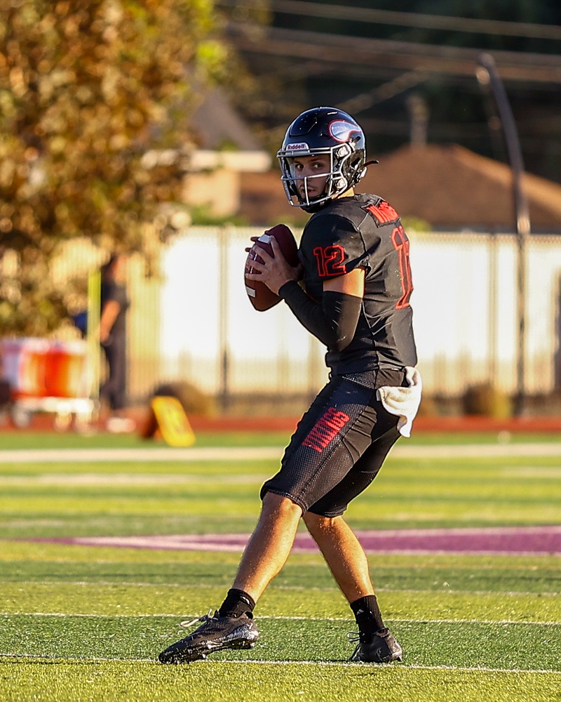 2026 10 24 562 JUCOFB LBCCvsMtSac 050.jpg compressed