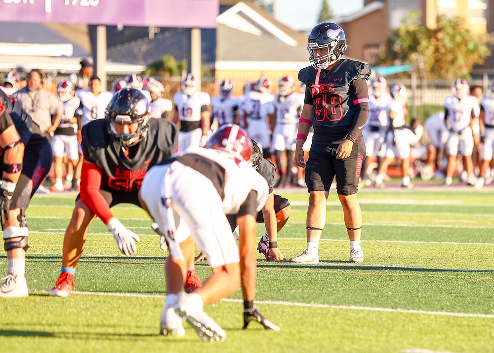 2026 10 24 562 JUCOFB LBCCvsMtSac 055.jpg compressed