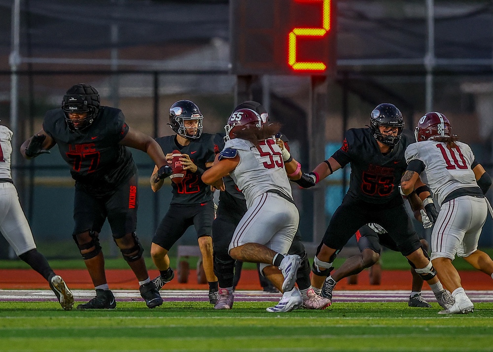 2026 10 24 562 JUCOFB LBCCvsMtSac 072.jpg compressed