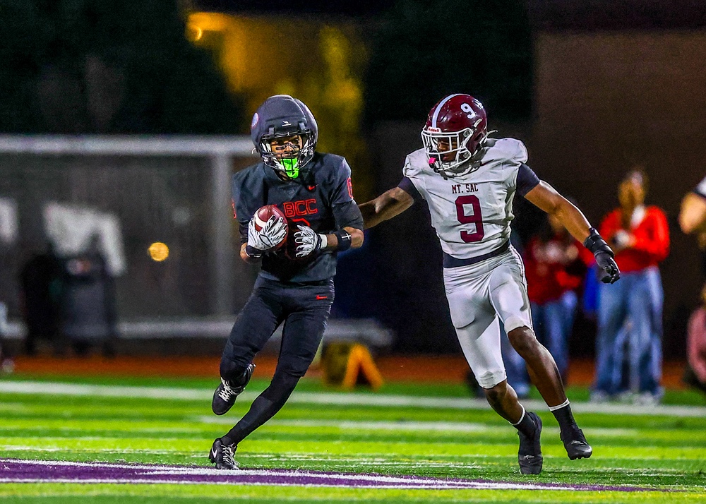 2026 10 24 562 JUCOFB LBCCvsMtSac 097.jpg compressed