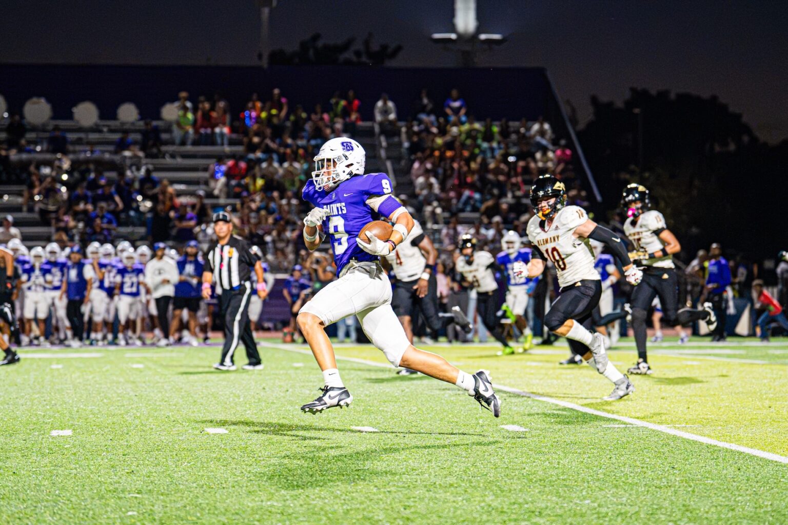 PHOTOS: St. Anthony vs. Alemany, Football – The562.org