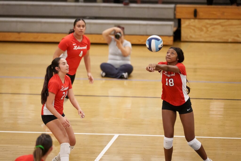 LakewoodvsMayfair 1