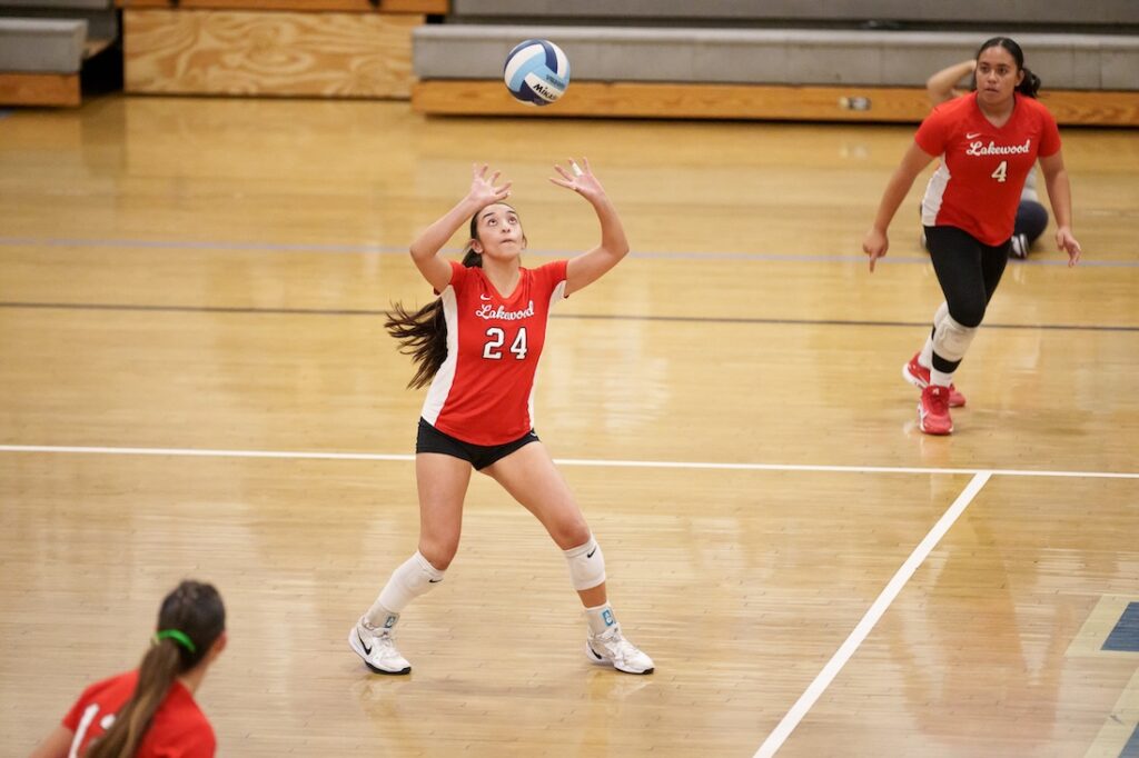 LakewoodvsMayfair 1