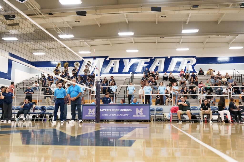 LakewoodvsMayfair 1
