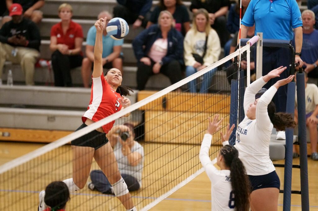 LakewoodvsMayfair 1