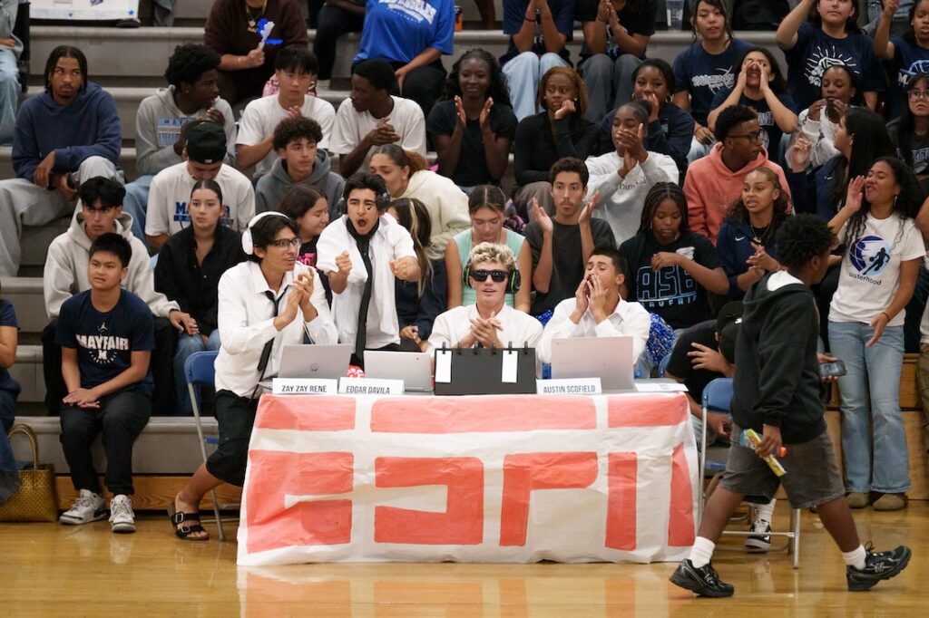 LakewoodvsMayfair 1