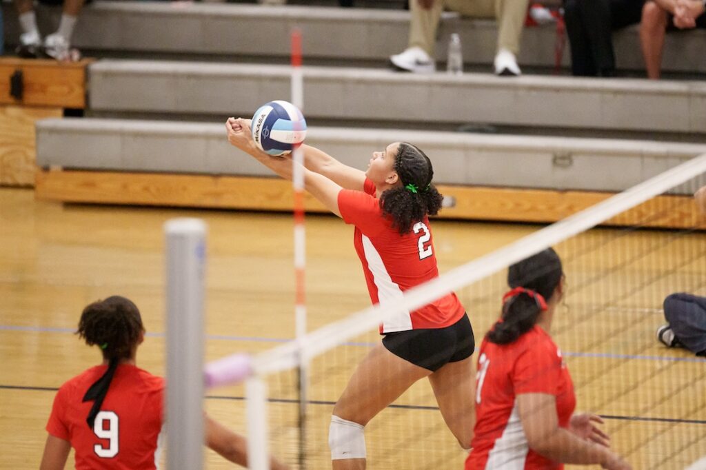 LakewoodvsMayfair 1