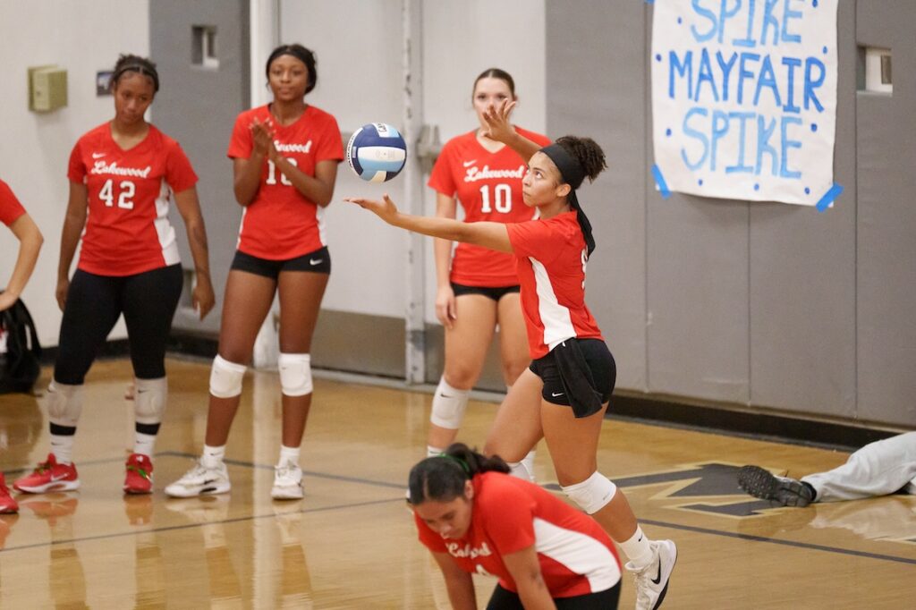 LakewoodvsMayfair 1