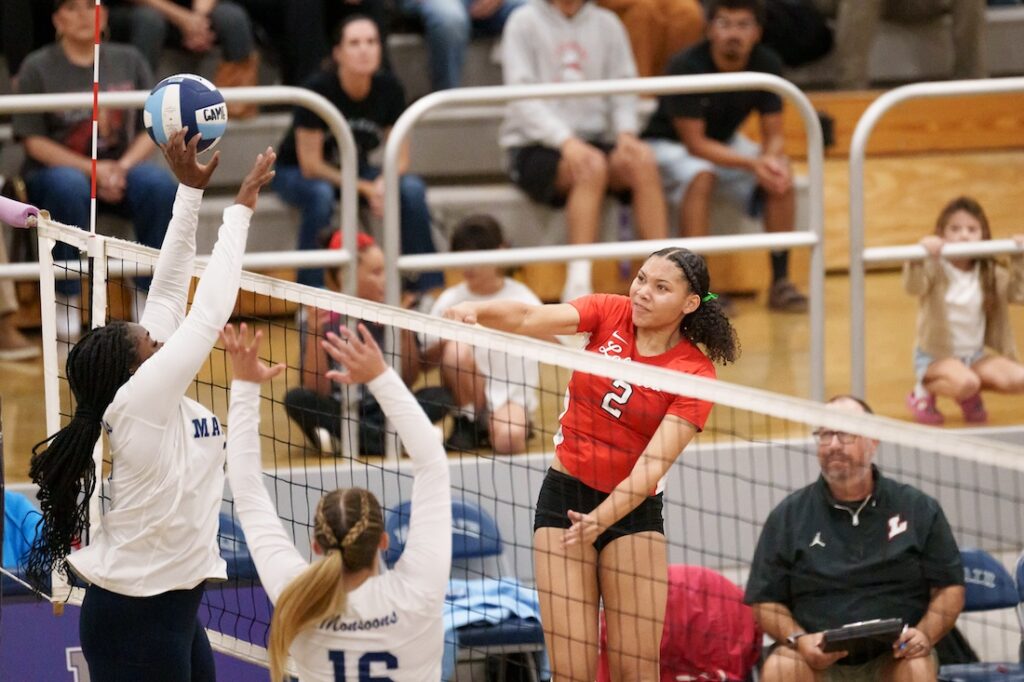 LakewoodvsMayfair 1